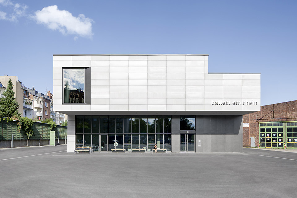 莱茵德意志歌剧院芭蕾舞排练厅,德国 / gmp-0