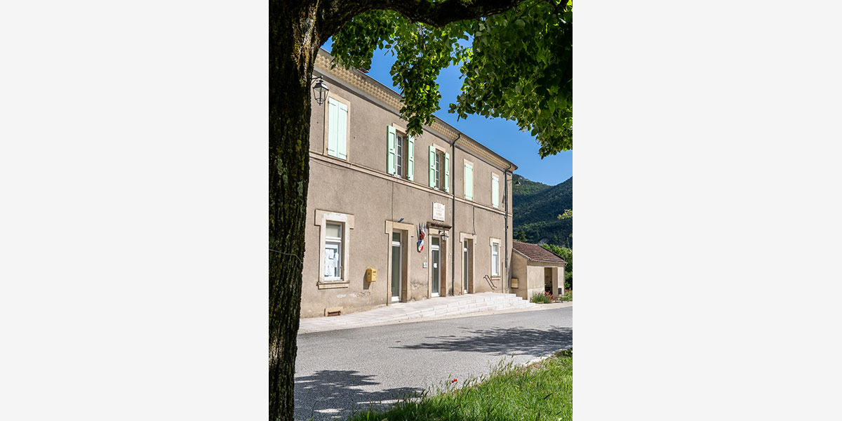 Aménagement de place et de la traversée de village de Romeyer - CoCo architectureCoCo architecture-9