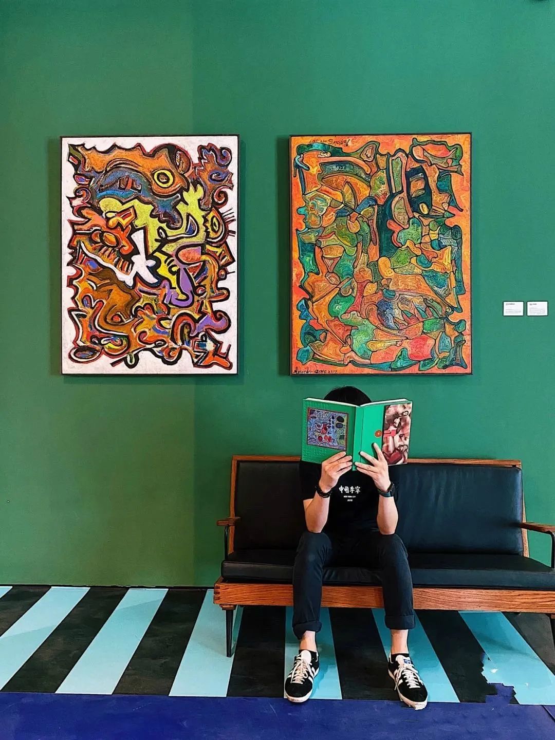 装饰画的选择与空间搭配技巧-70