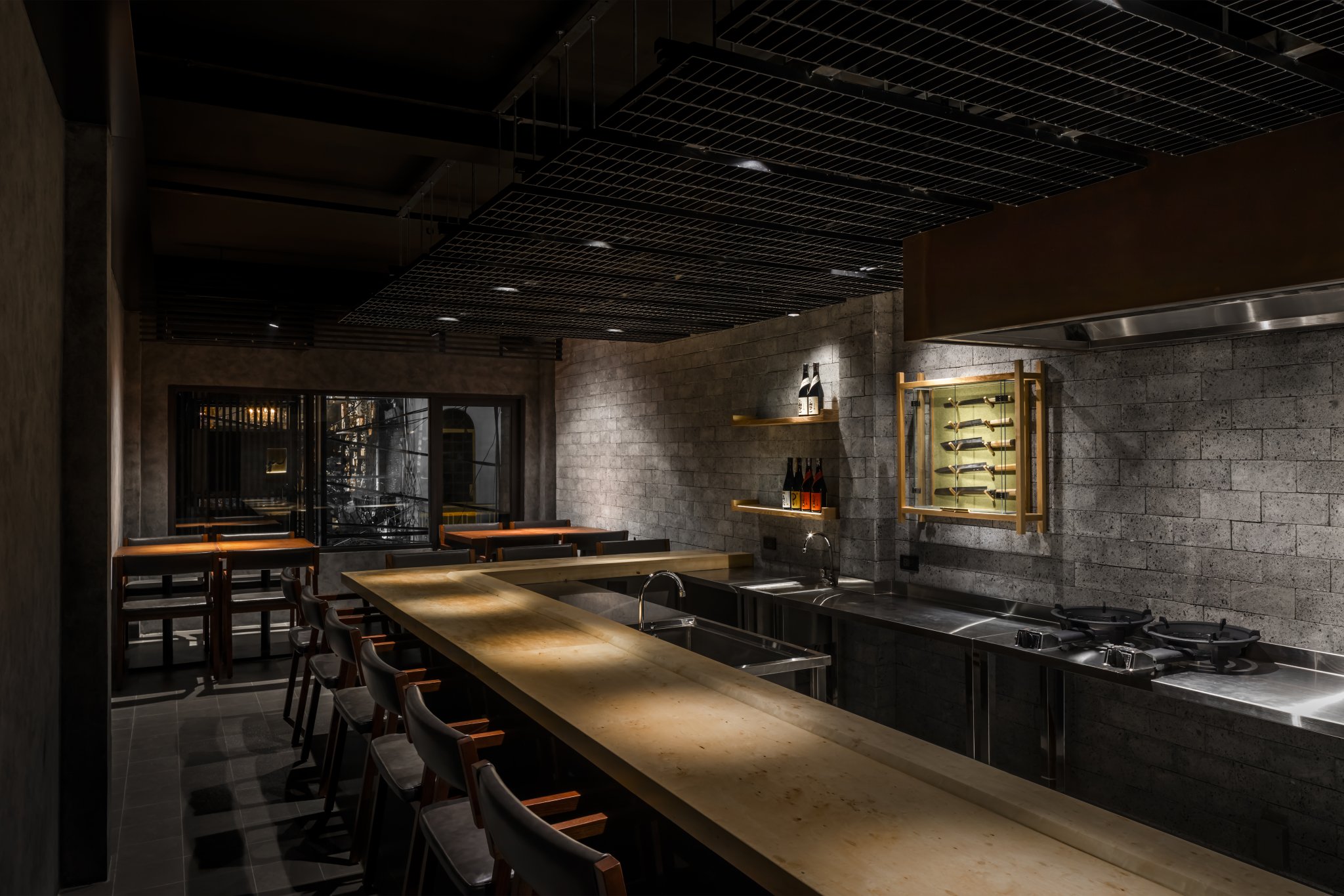 河内小巷里的隐秘寿司店丨越南胡志明市丨Kawaguchi Atsushi-14