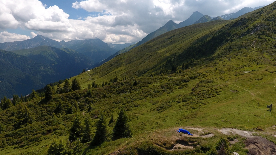 瑞士 Safiental 艺术双年展 | 垂直与水平的美学探索-23