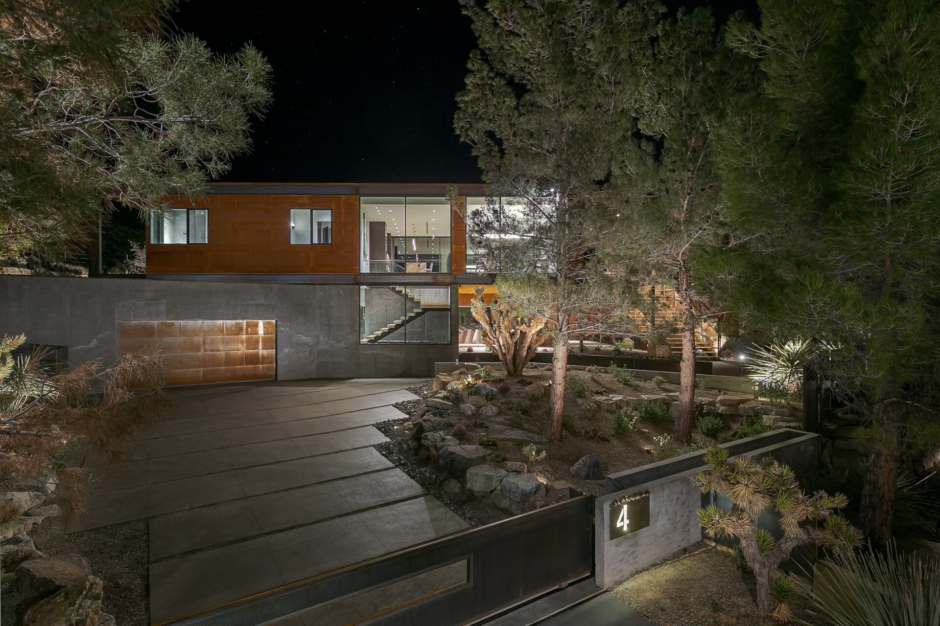 minimum/MAXIMUM | PUNCH-35