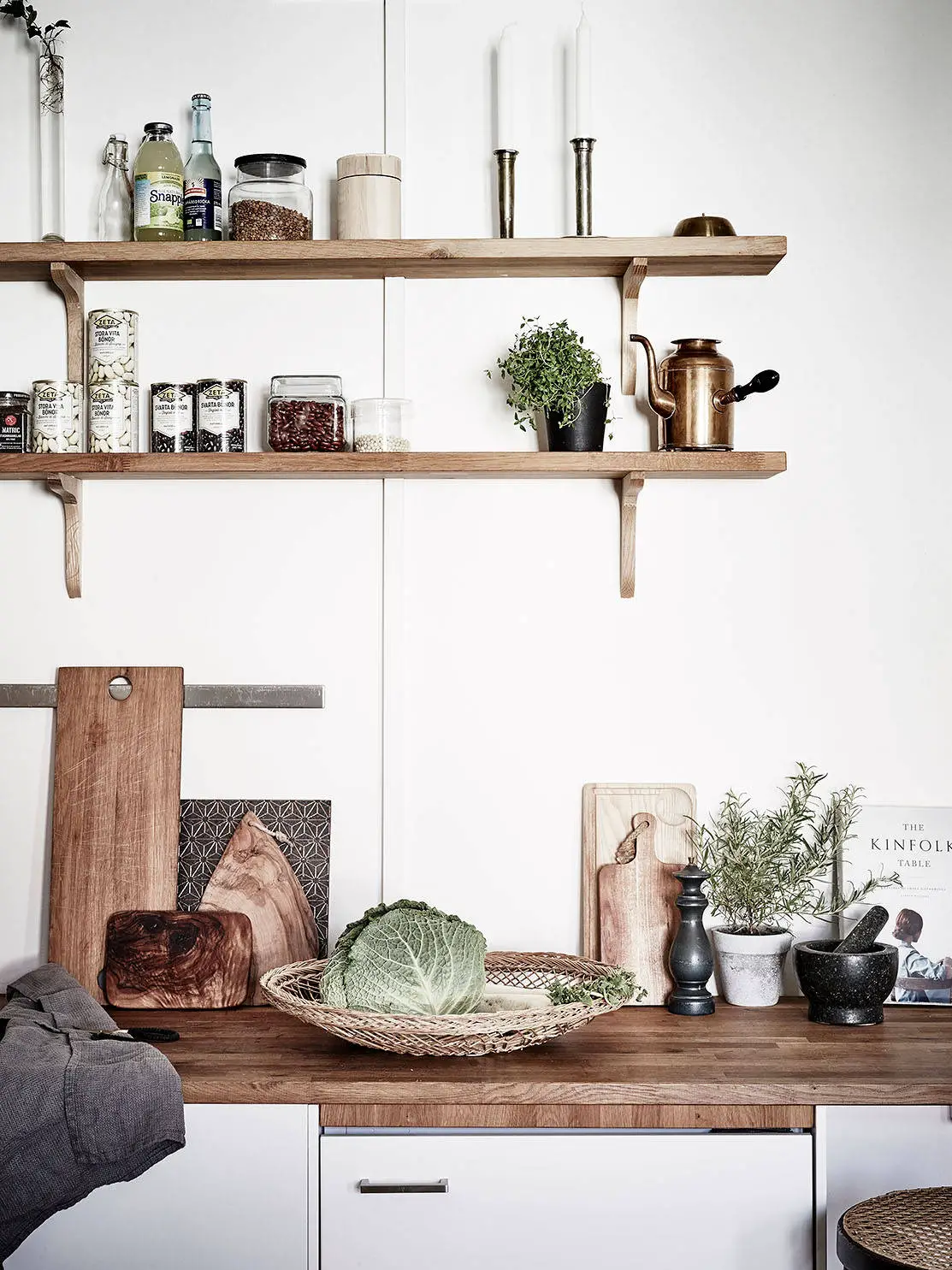 27 平米小公寓 | 一椅一床的巧妙布局-12