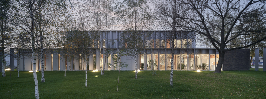 波兰办公楼丨詹姆斯&毛公司-34