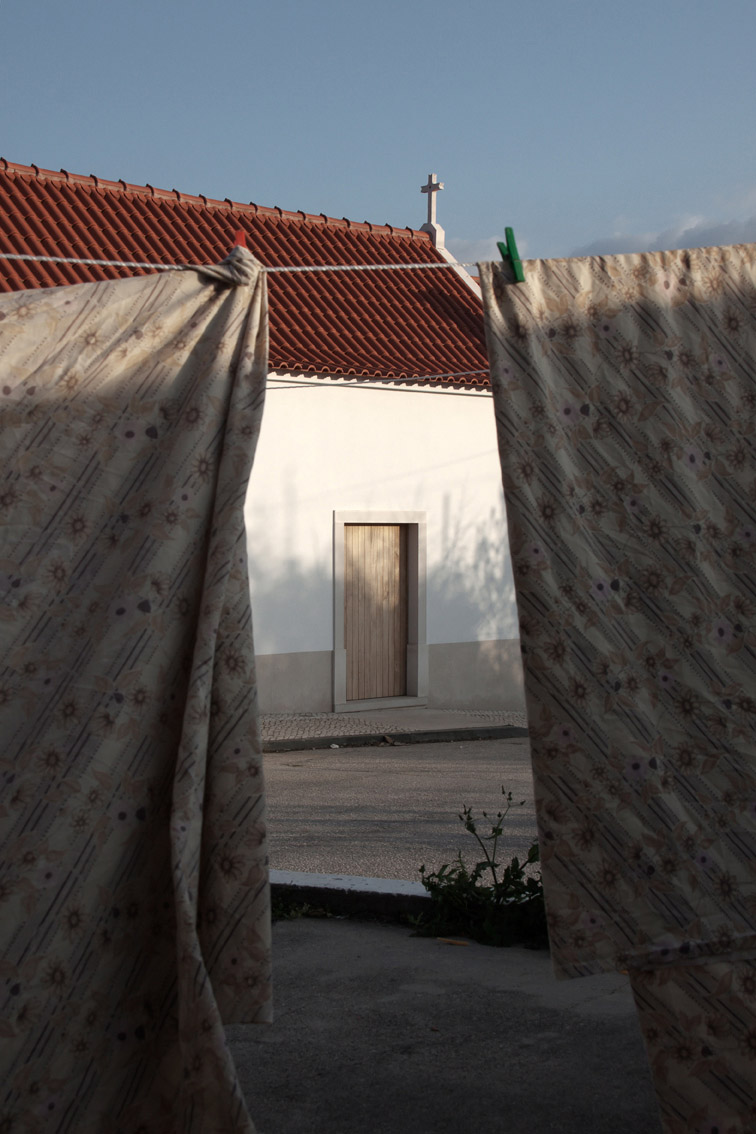 小镇教堂改造,葡萄牙 / Bruno Lucas Dias Architecture-10