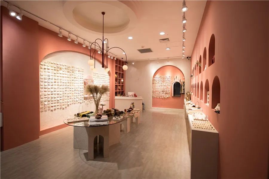 Hi!Beauty!潮牌饰品店丨中国桂林丨斑马設計事务所-7