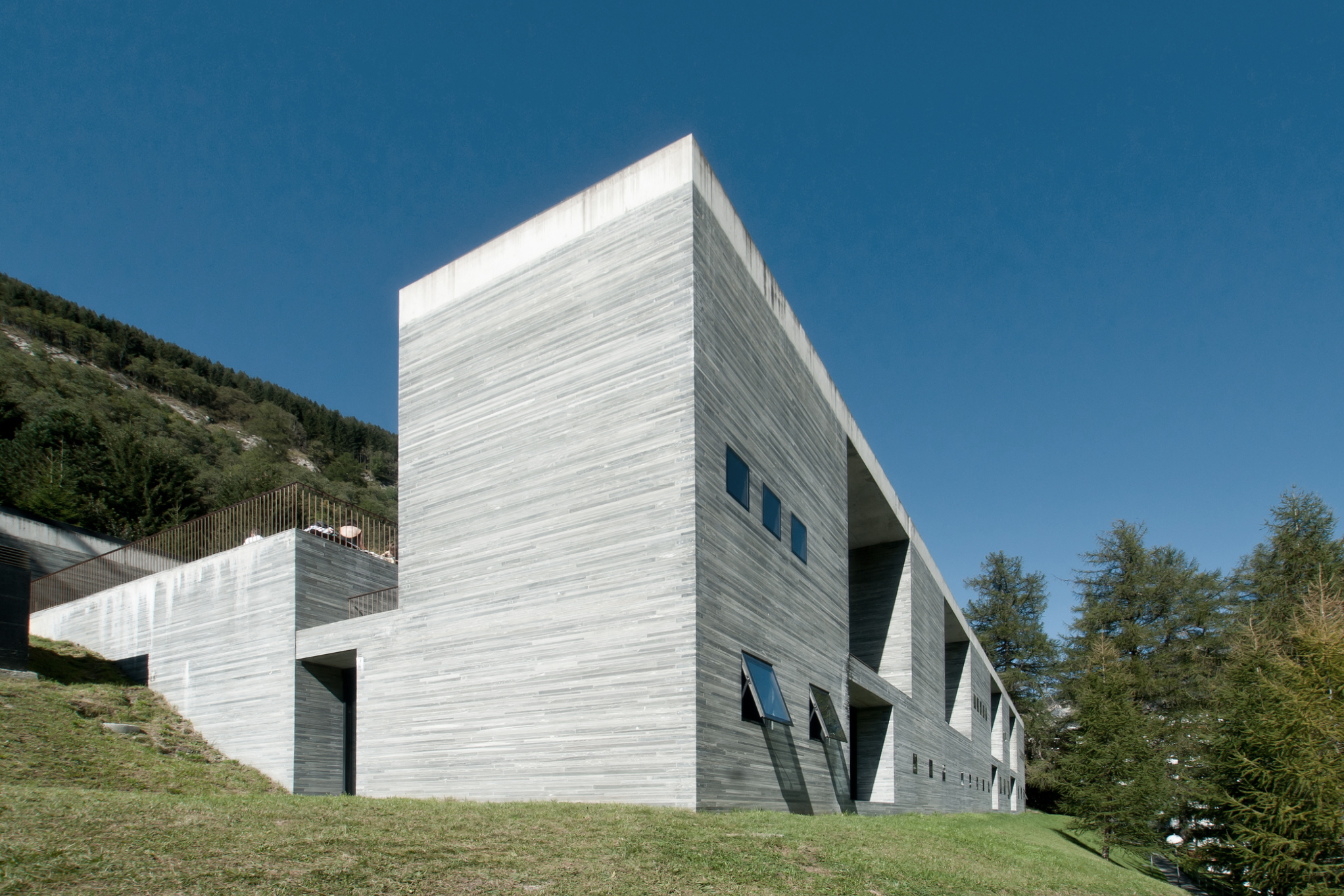 瓦尔斯温泉浴场丨彼得·卒姆托-24