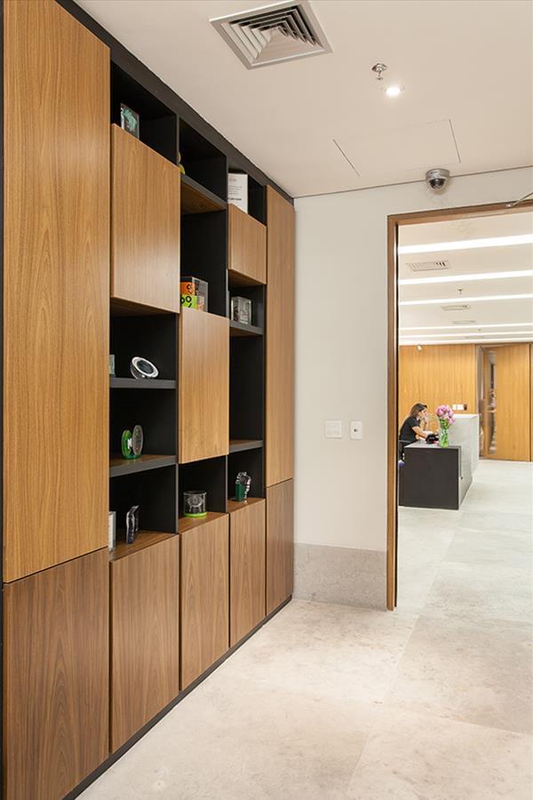 巴西 JK 办公室 | 打造舒适与私密的现代企业空间-5