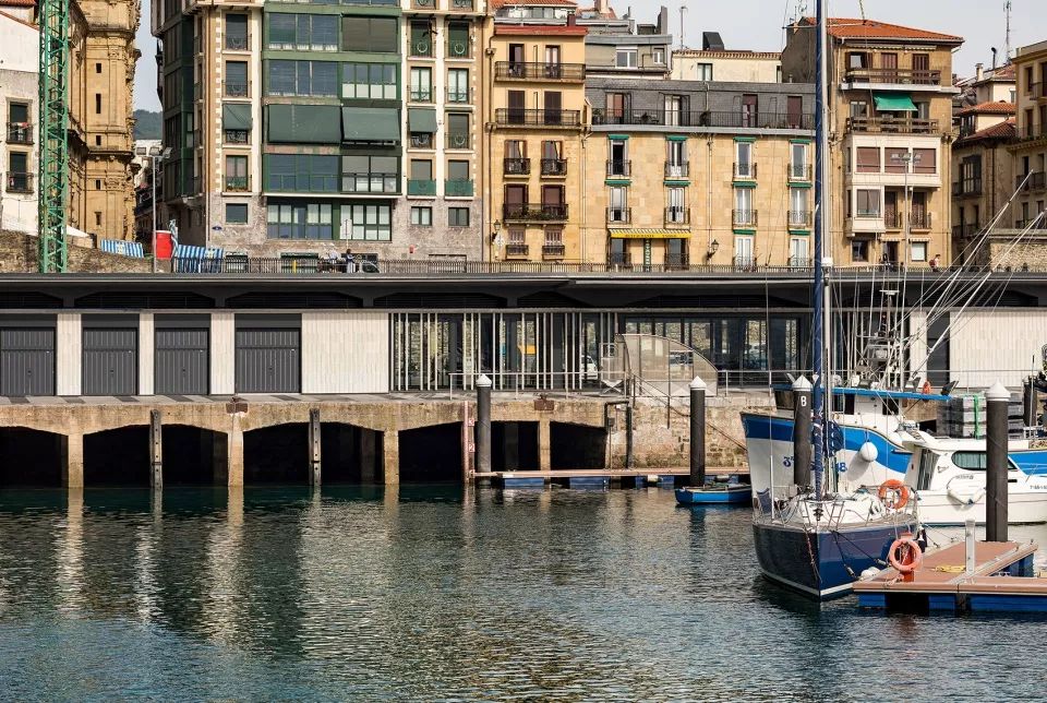 重塑经典，圣塞巴斯蒂安港口渔亭焕新颜-13