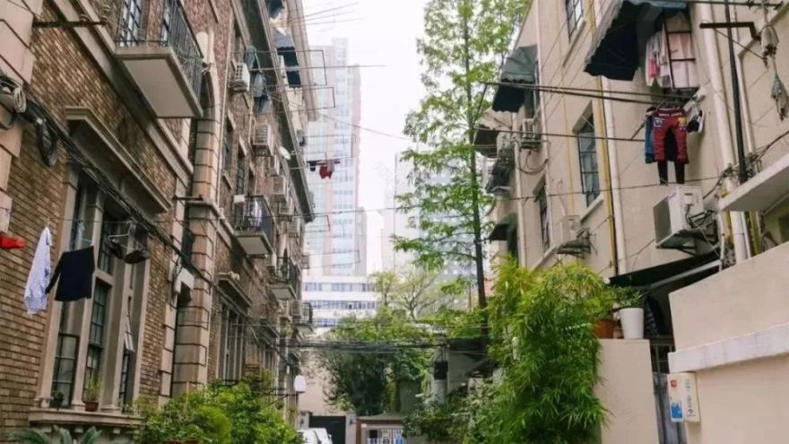 30 岁女子独居上海老洋房,中古家具打造 70㎡复古空间-26