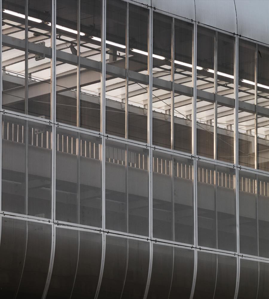 巴西悬浮式地铁站设计,环保舒适一体化-9