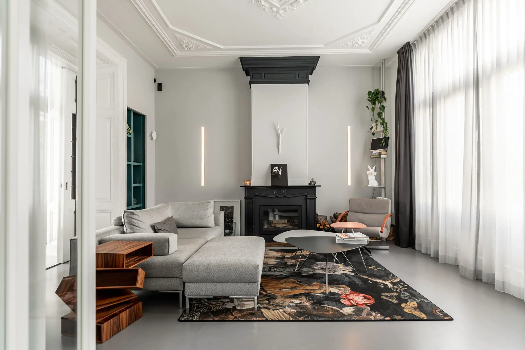 荷兰 Haarlem 运河公寓 | 古典与现代的完美融合-1