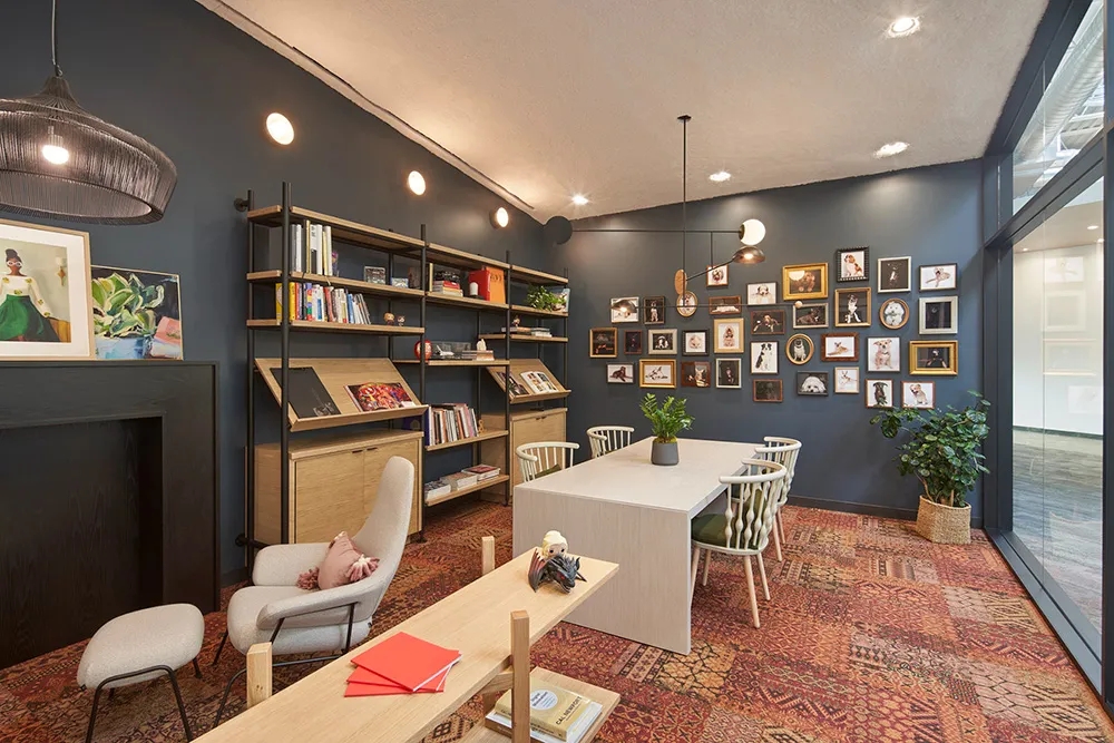 美国盛世长城或萨奇广告办公空间丨Blitz 设计团队-27