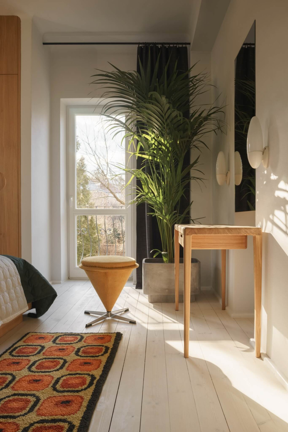 华沙 ZOLIBORZ 历史公寓焕新设计-25