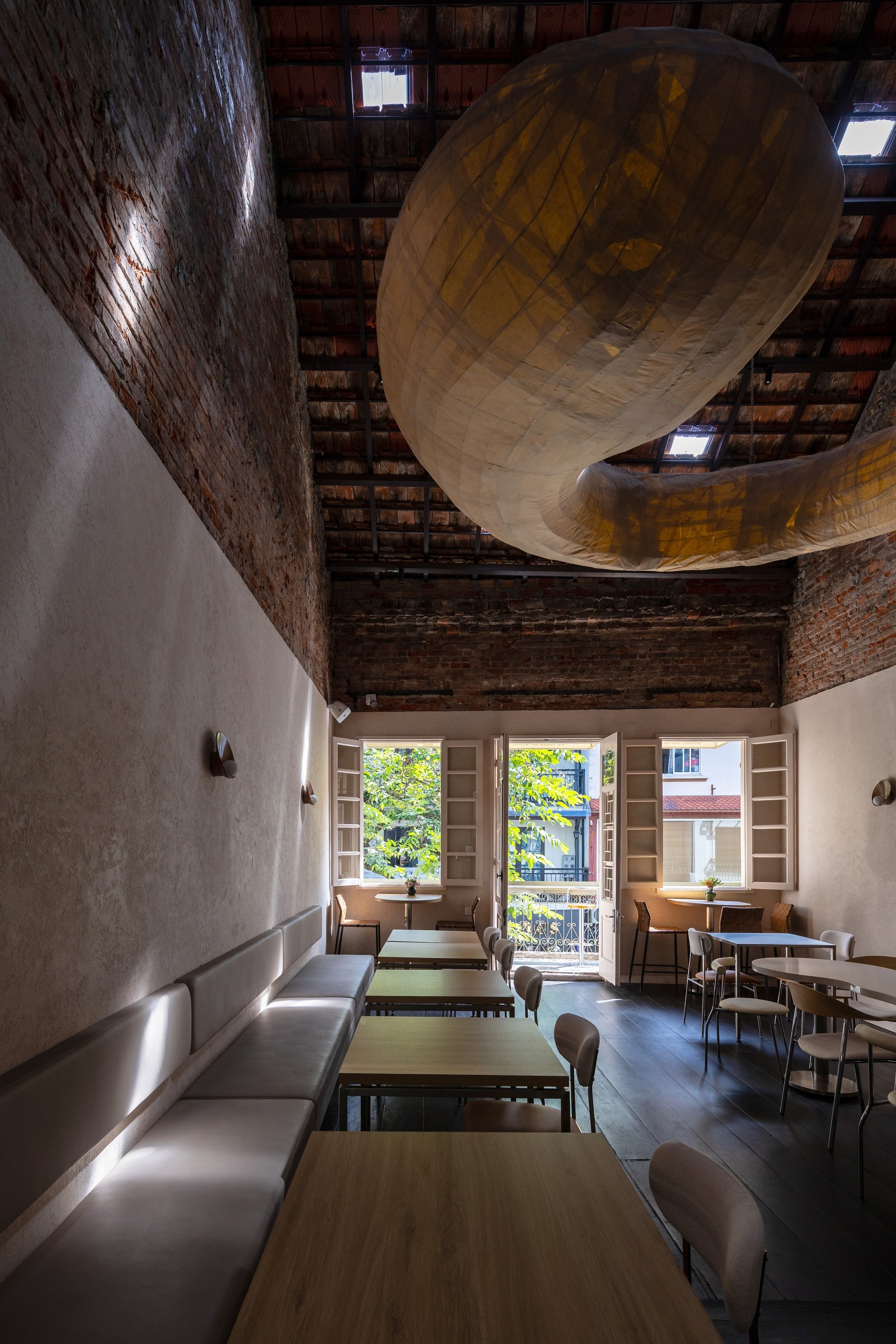 越南 Cultra Taproom 咖啡吧丨越南河内丨Idee architects-18