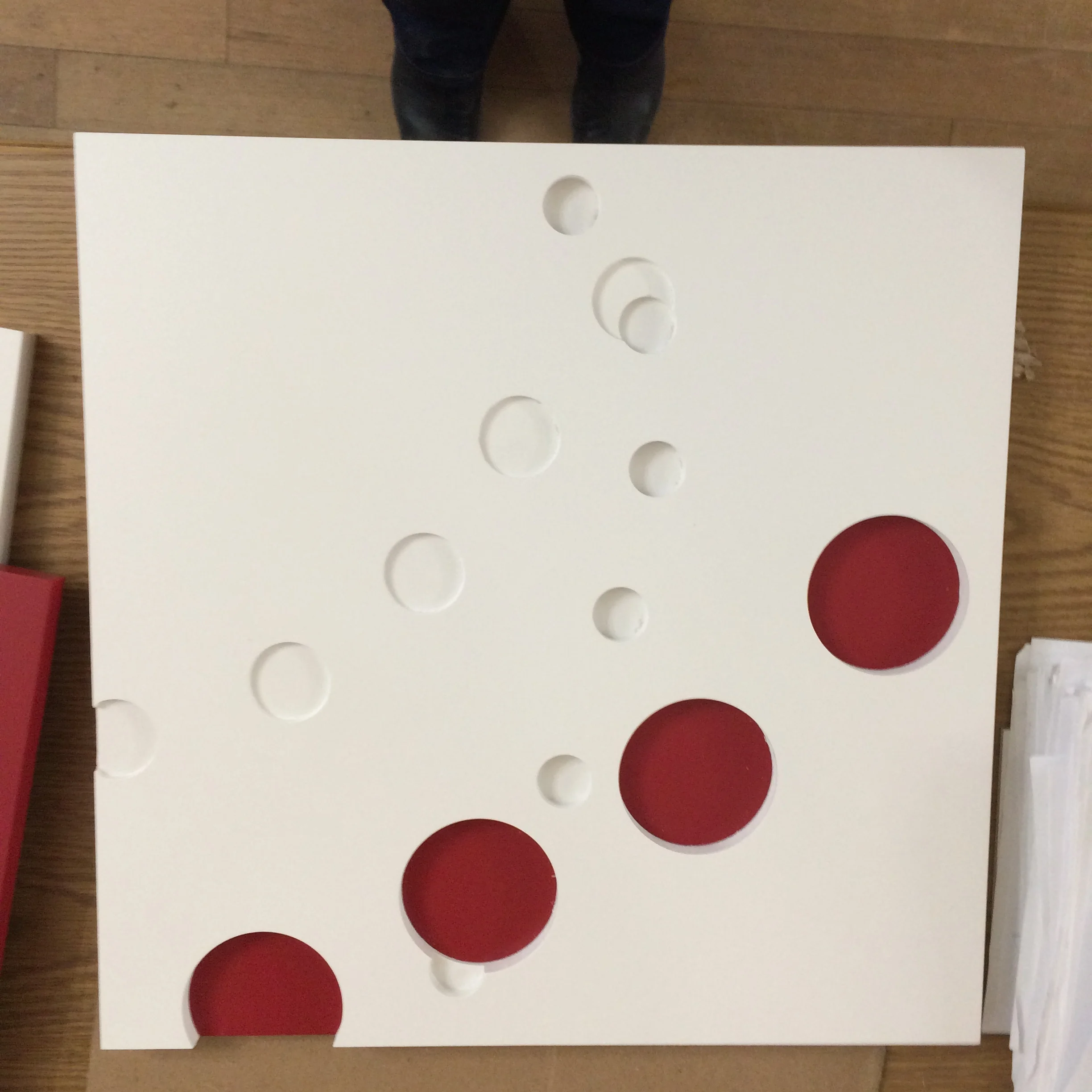 华盛顿大学星火特色展示墙

注：UW常见为University of Washington（华盛顿大学）的缩写，Spark可意译为星火等，Feature Wall理解为特色展示墙 因没有更多背景信息，以上给出一种可能较合适的翻译 丨美国华盛顿丨ZGF Architects-10