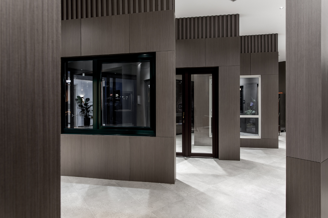 实景新作 / 商业空间 /400㎡系统门窗店，拒绝繁复堆砌的店面空间形式表现-44