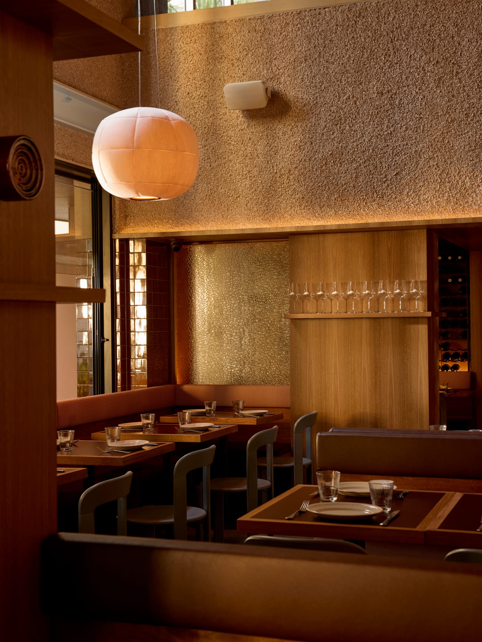 蒙特纽斯泰德酒吧丨澳大利亚布里斯班丨Studio Plenty-18