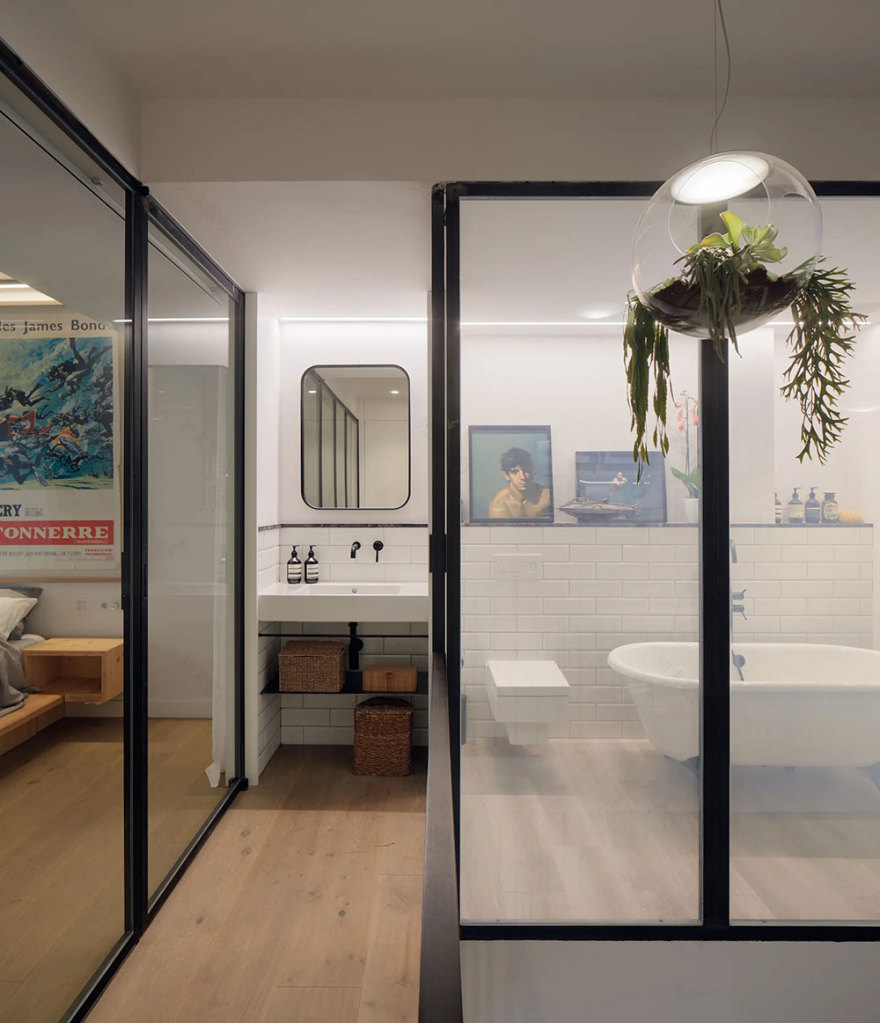 巴塞罗那四层艺术家住所,打造城市中的宁静绿洲-11