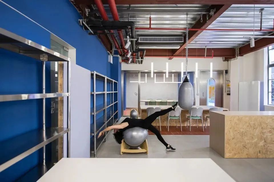 Bwzy Lab | 光与色的游戏室-32