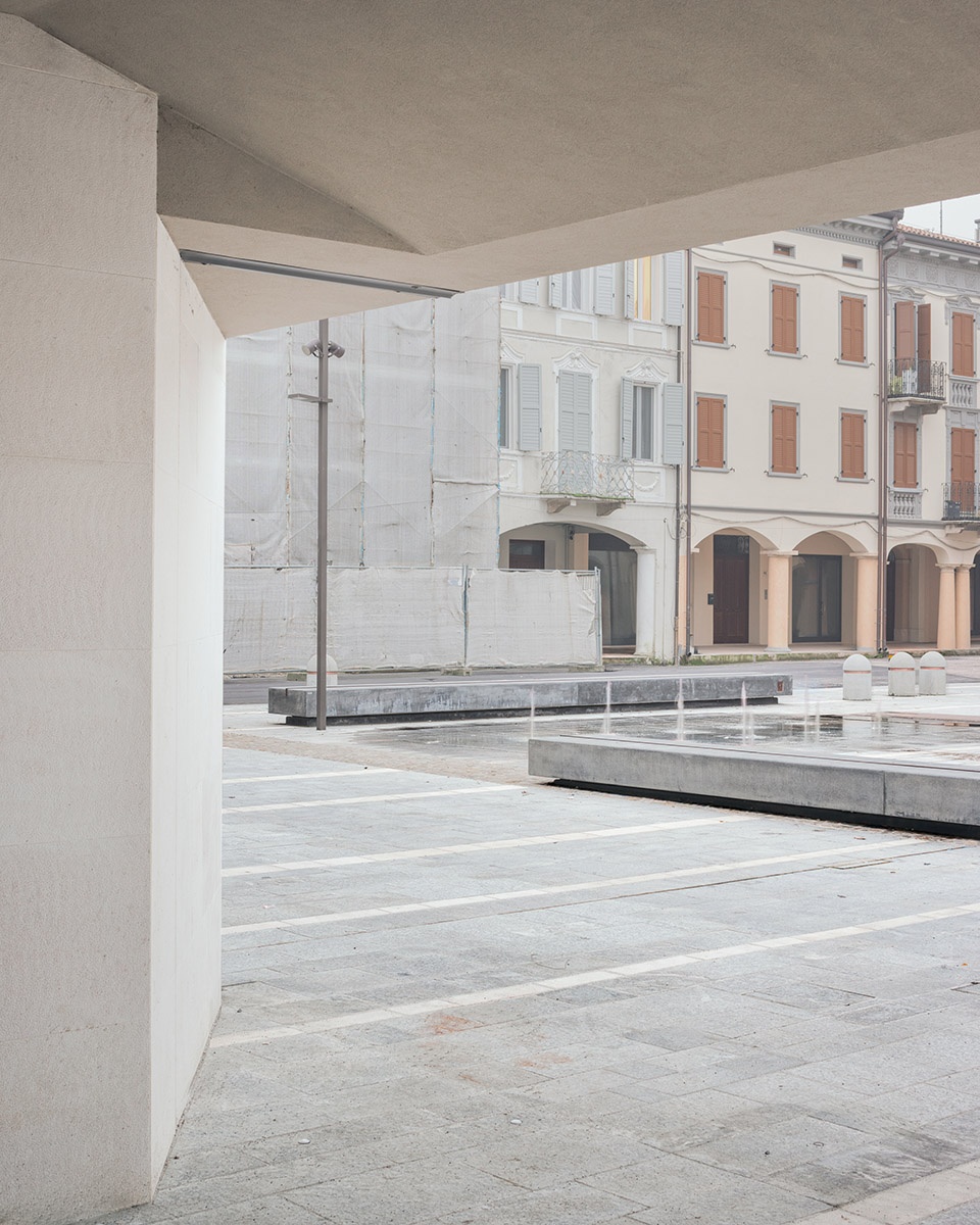 意大利Borellini广场及原玛丽宫改造丨KM 429 architecture-66