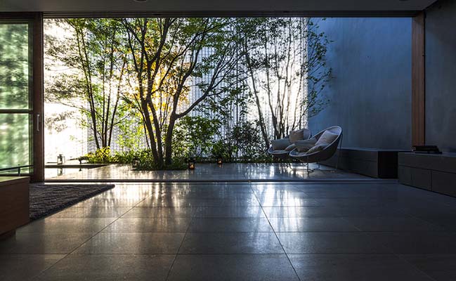 光学玻璃厂；光学玻璃工作室（注：House有多种含义，厂工作室比较符合常见语境，如果结合更详细背景，翻译可能更精准） 丨日本广岛丨Hiroshi Nakamura & NAP-27