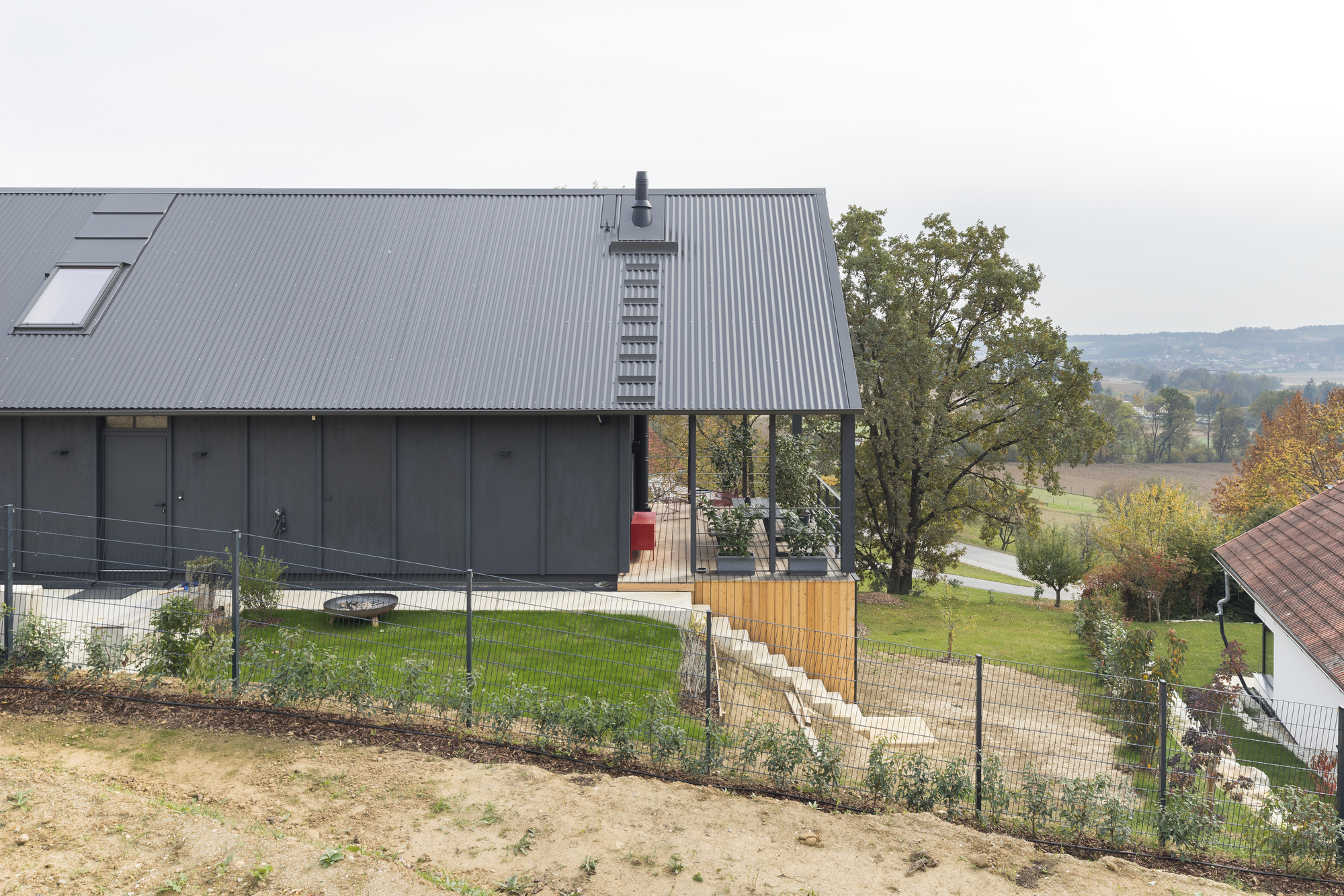 黑美人之家丨奥地利丨Backraum Architektur-31