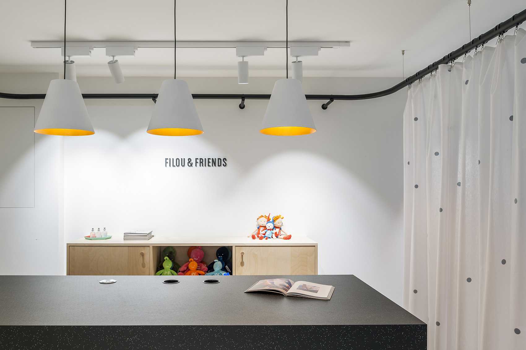 FILOU & FRIENDS 童装店, 阿根廷 / FIVE AM-17