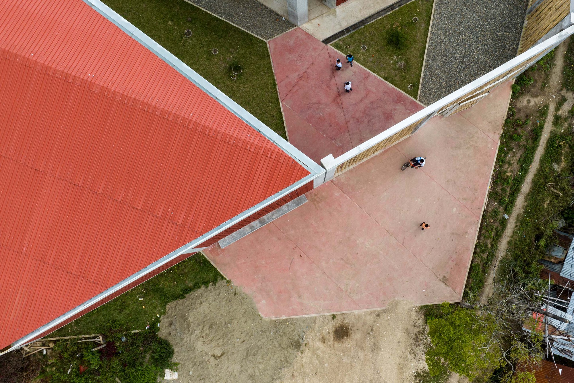 米拉多尔拉哈尔基利亚学校丨秘鲁卡哈马卡丨Semillas-37