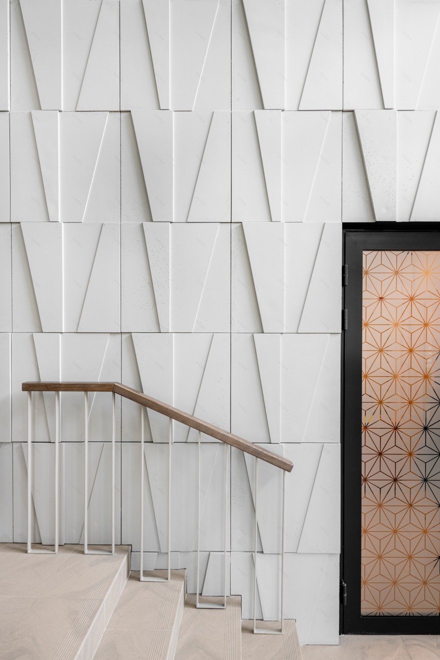 复古与现代共融,打造 70 年代建筑的焕新魅力-8