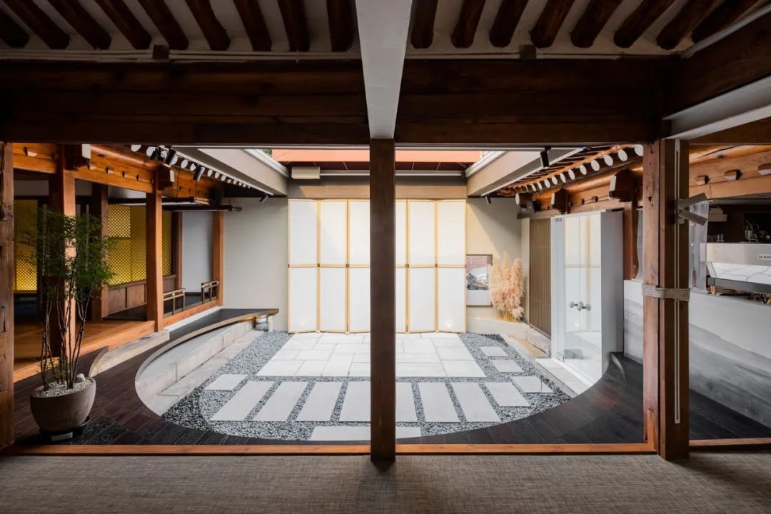 比丹咖啡馆 · 传统韩屋变身艺术表演舞台-17