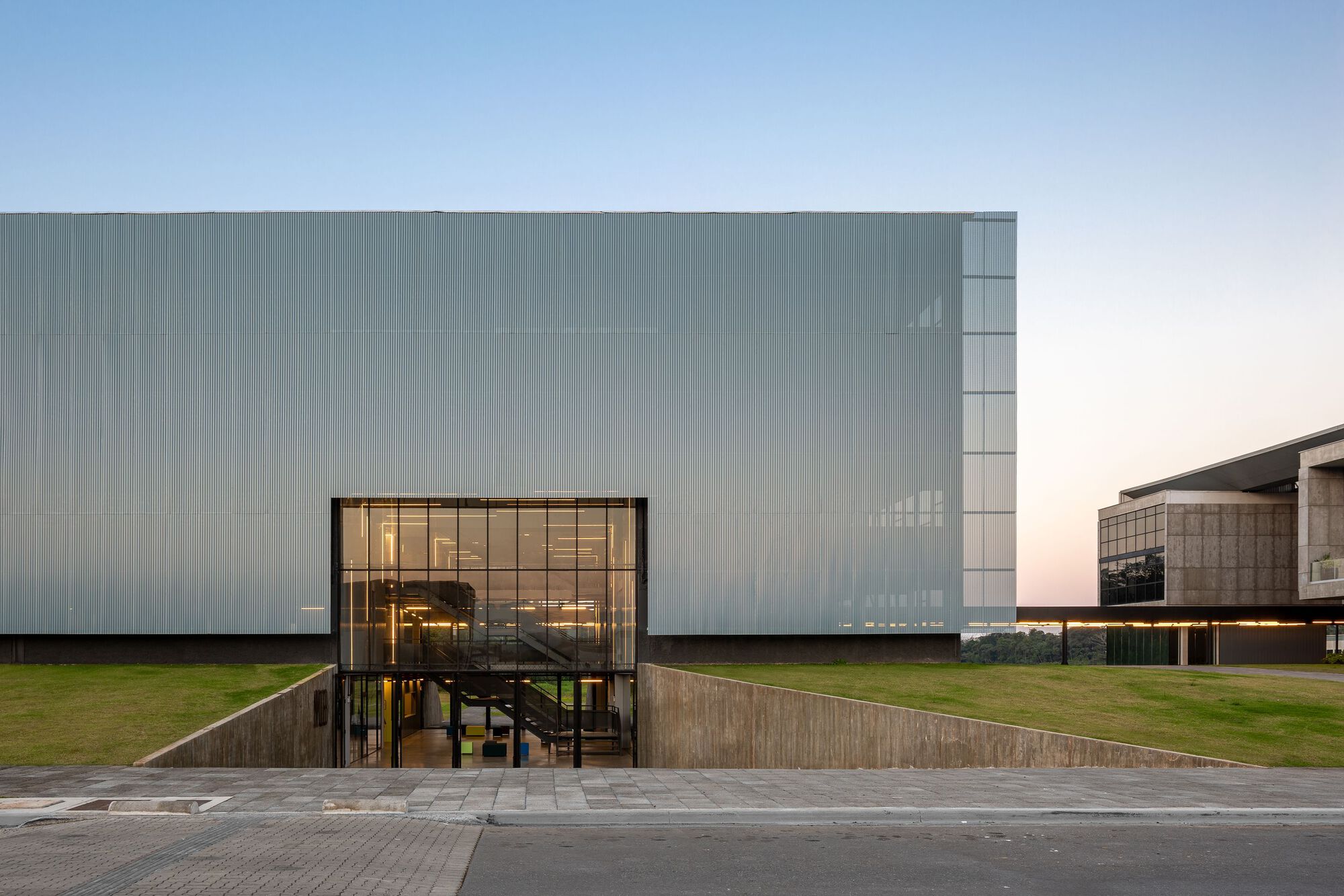 巴西 Joinville 科技园的绿色智能建筑设计-30