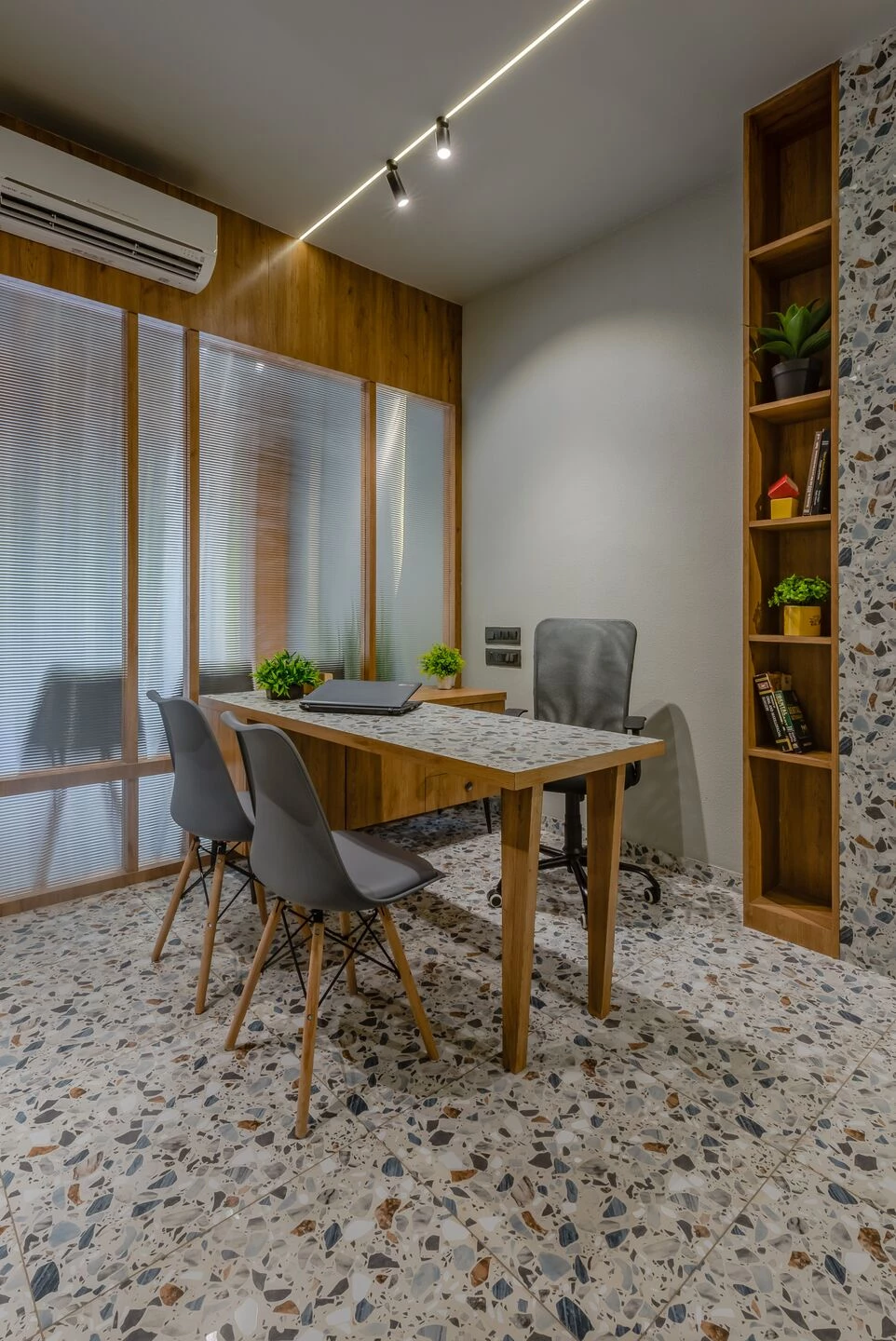 Ekdant 牙科护理诊所丨印度丨devanshi-25