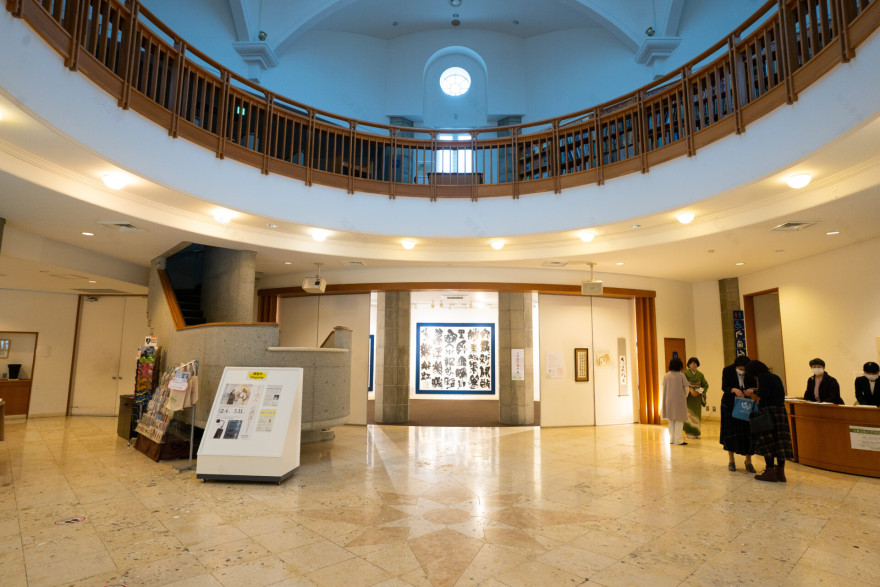 浦添市美術館丨建築家・内井昭蔵-18