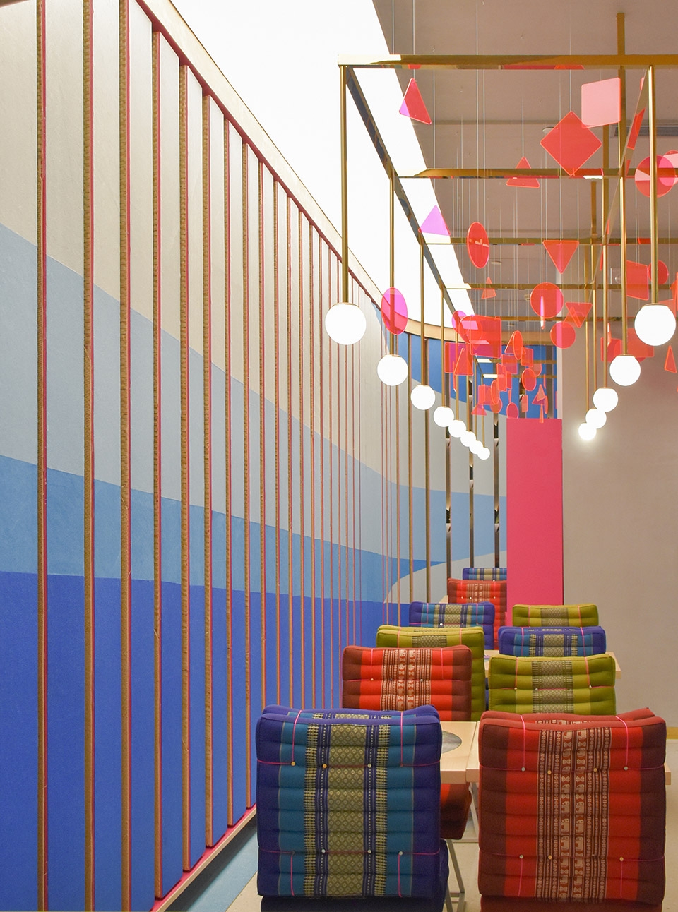 北京 KEAAMI 餐厅，现代泰国风情的色彩盛宴-17