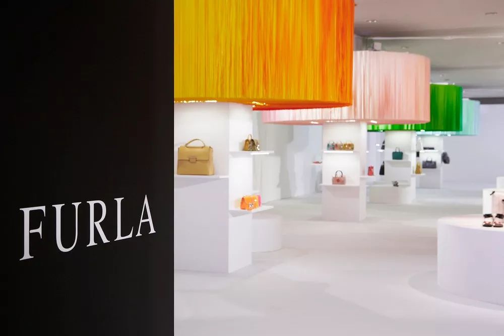 色彩大师Emmanuelle Moureau·的惊艳设计作品丨日本东京-93