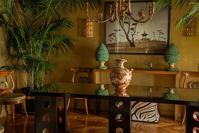 米兰时尚公寓 | 色彩斑斓的复古与现代融合-17