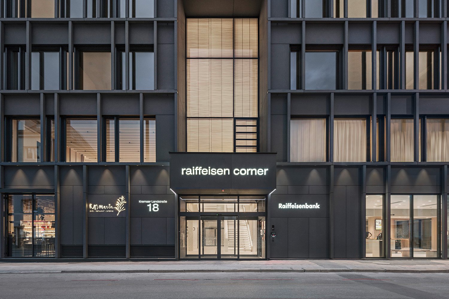 Raiffeisen 银行总部丨奥地利丨feld72 Architekten ZT GmbH-1