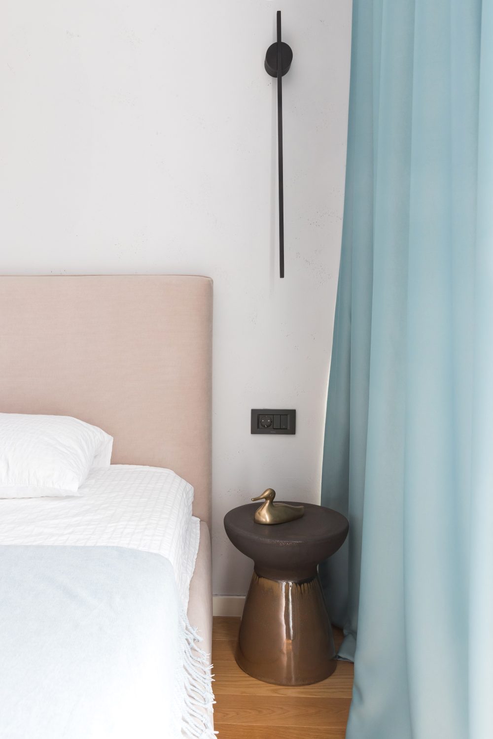 罗马尼亚时尚黑线公寓丨罗马尼亚布加勒斯特丨Jooca Studio-35