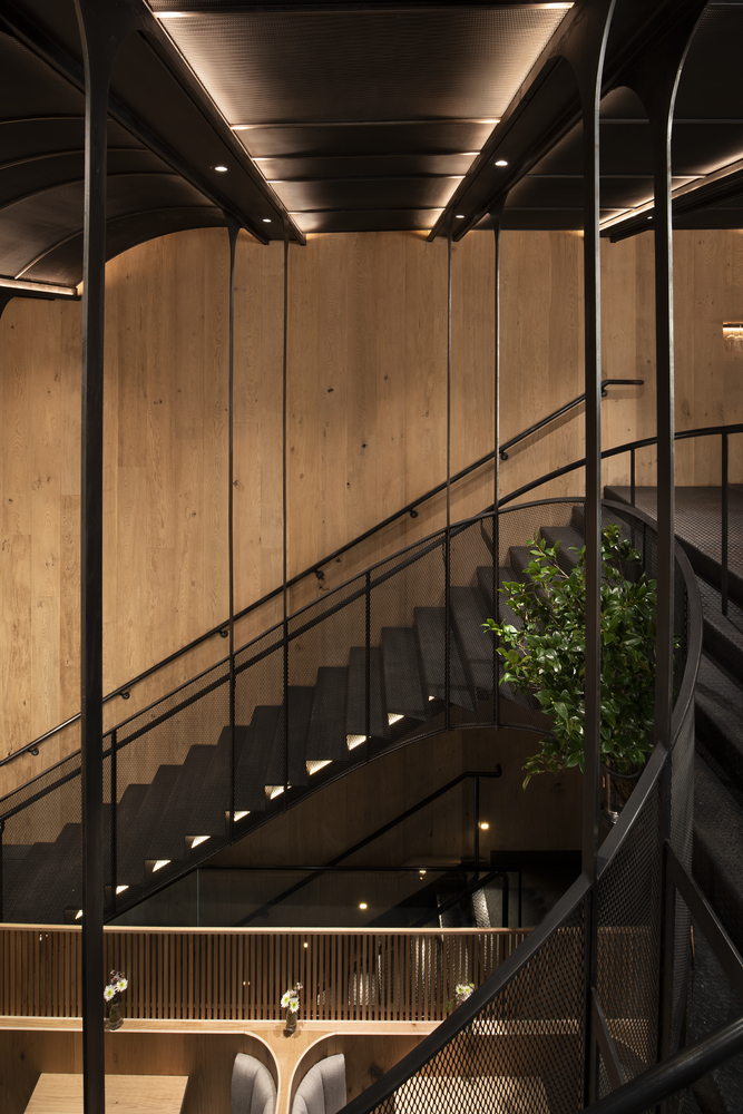 曼哈顿历史遗迹中的精致餐饮空间-38