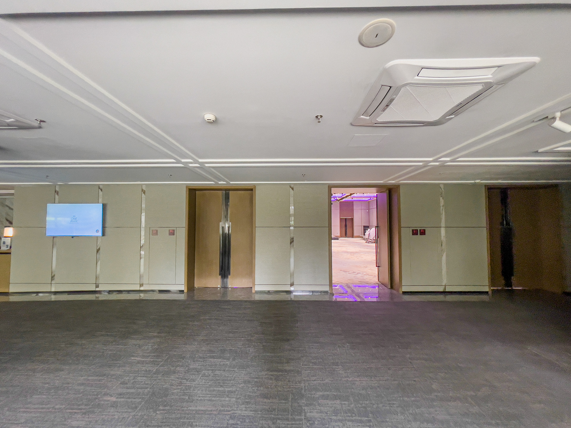 Plus 855 Music正式启动相关场地布置丨柬埔寨金边市-14