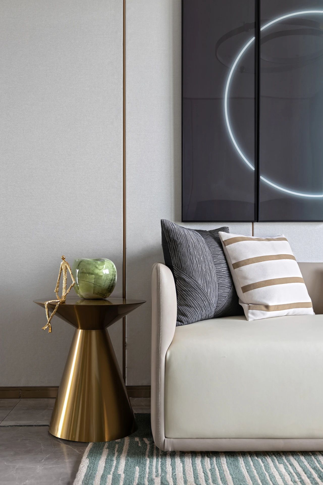 上坤佛山·云峯壹号丨中国佛山丨广州赫尔贝纳室内设计有限公司-11