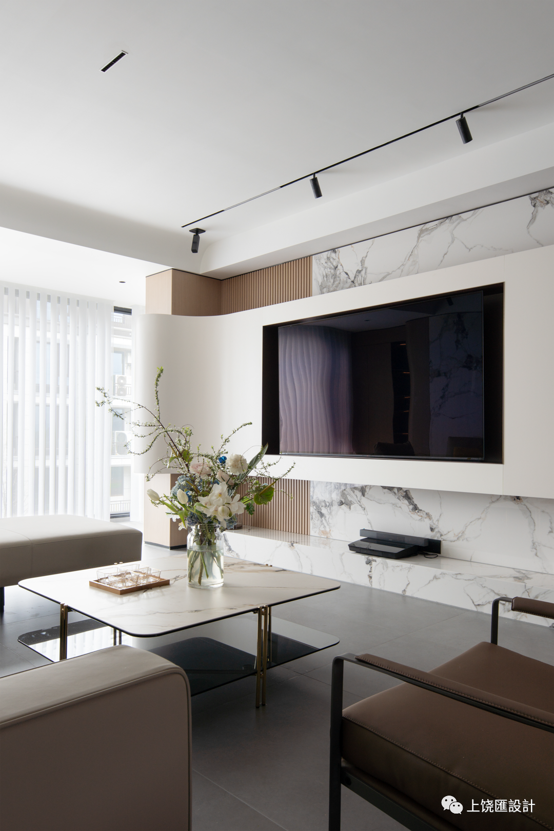 奶油白与原木色居住空间设计丨红石空间设计-13