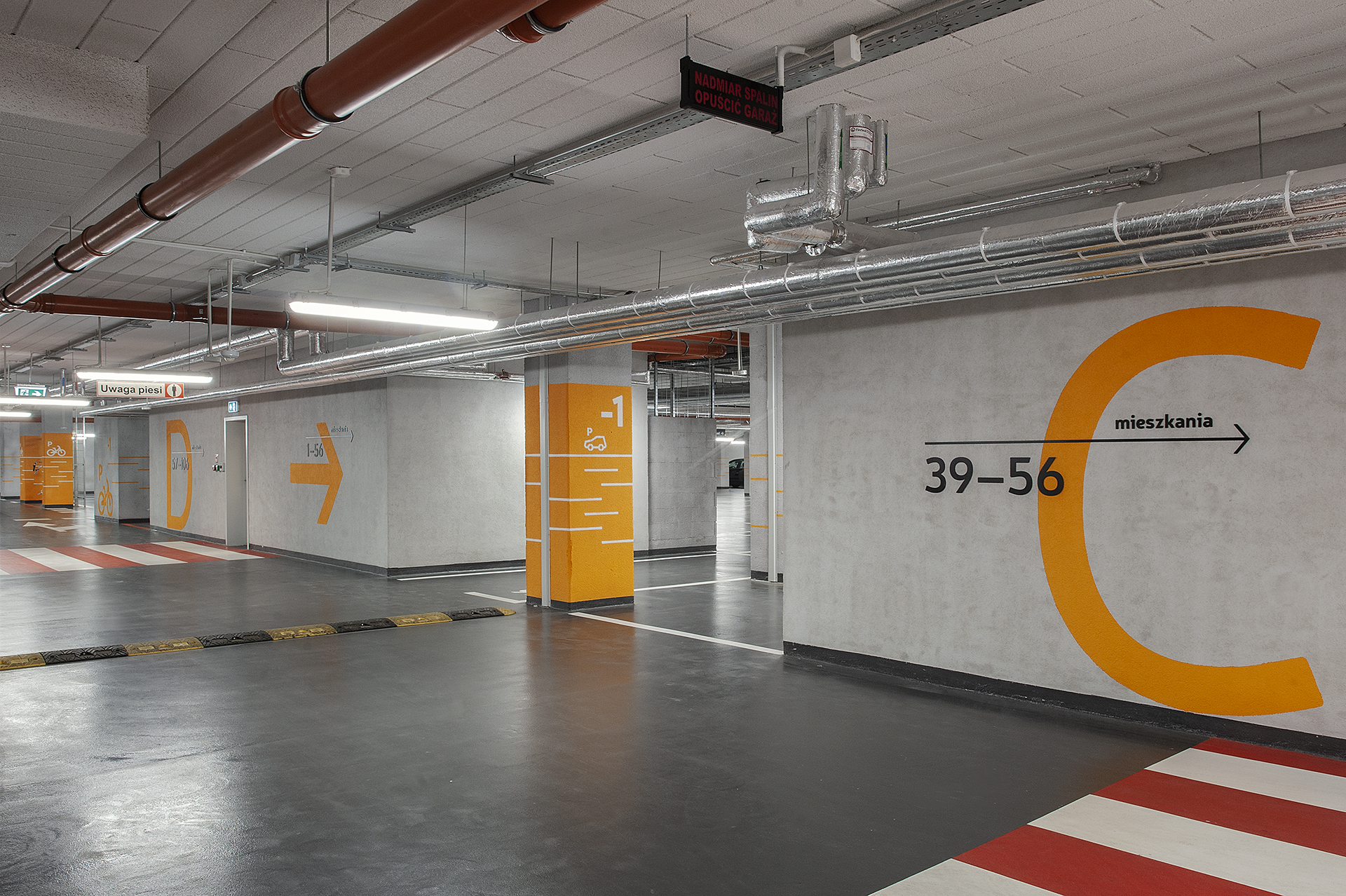 Rajska 8 和 Heweliusza 18 导向系统设计丨波兰格但斯克丨blank studio,wayfinding studio-19