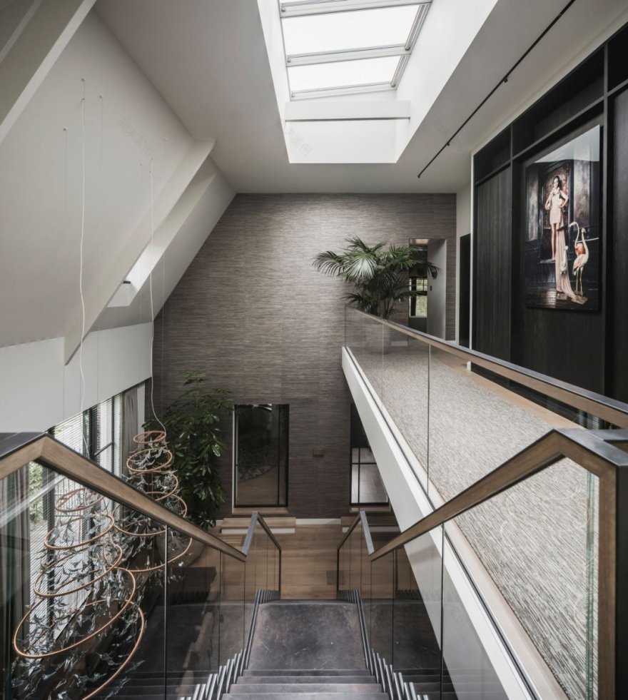 Transformation into a residential house, preserving the characteristics of the carriage house | Kabaz-15