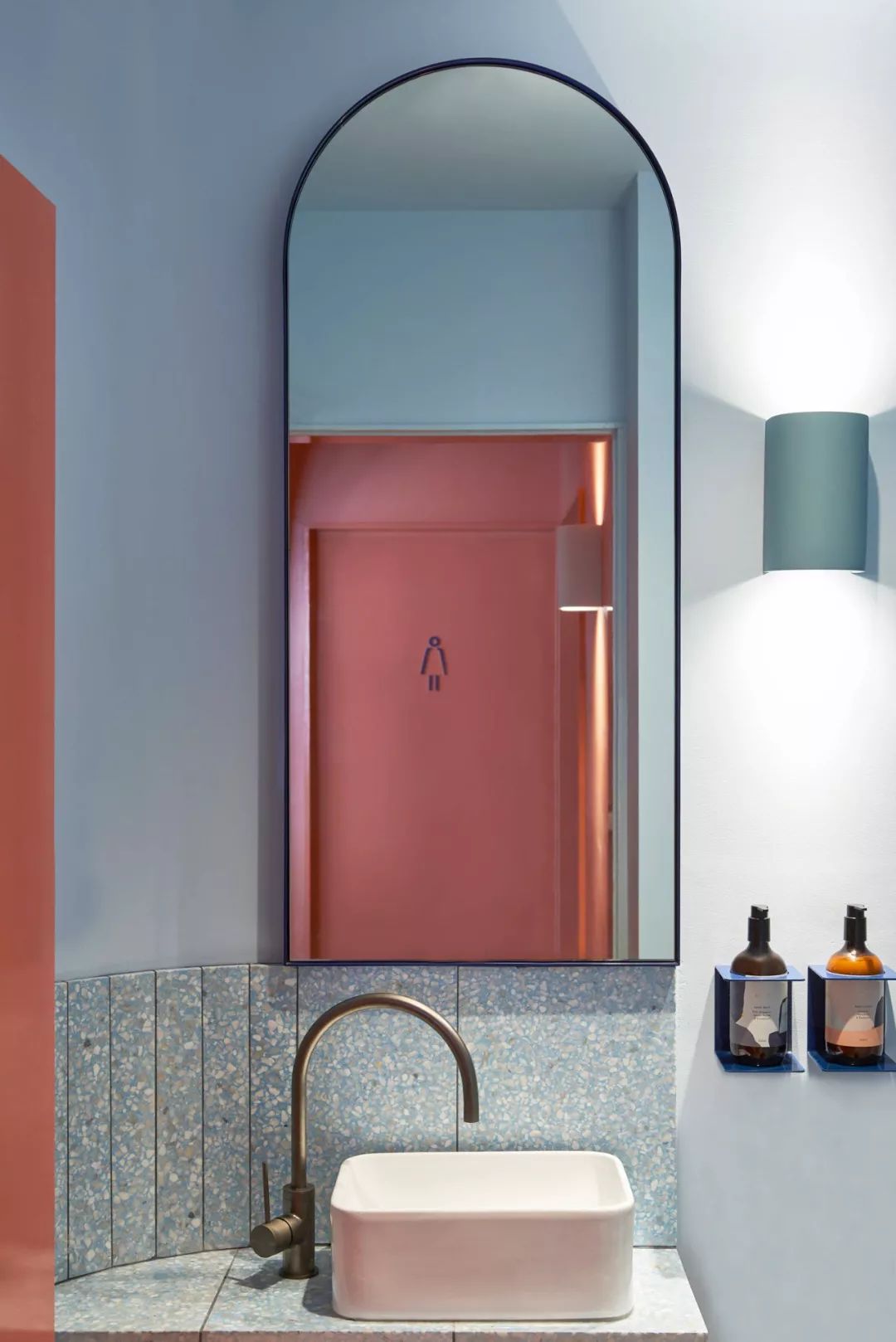 现代简约风格的水磨石魅力-18