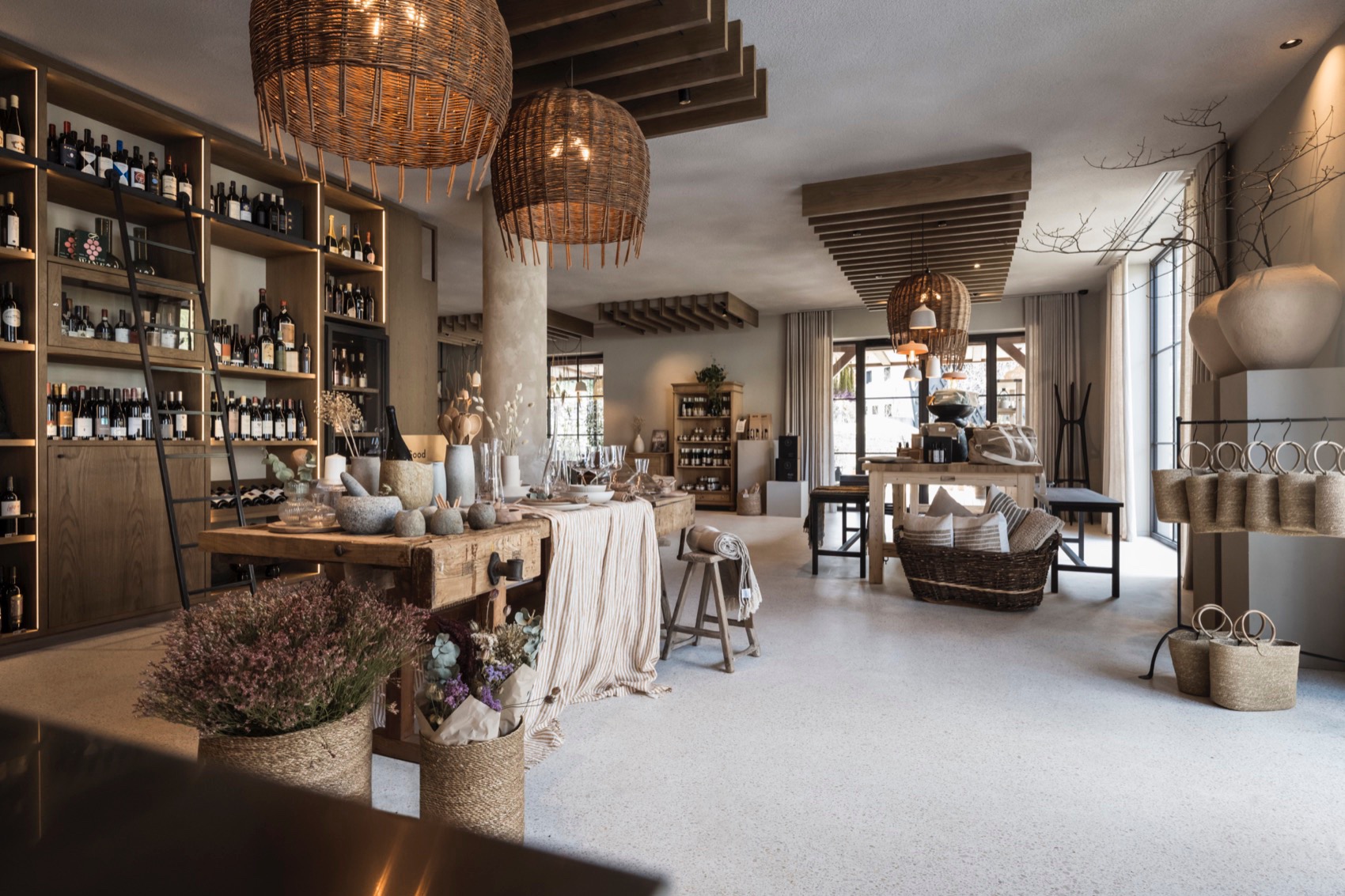 THE BARN酒店底层零售商店丨NOA-18