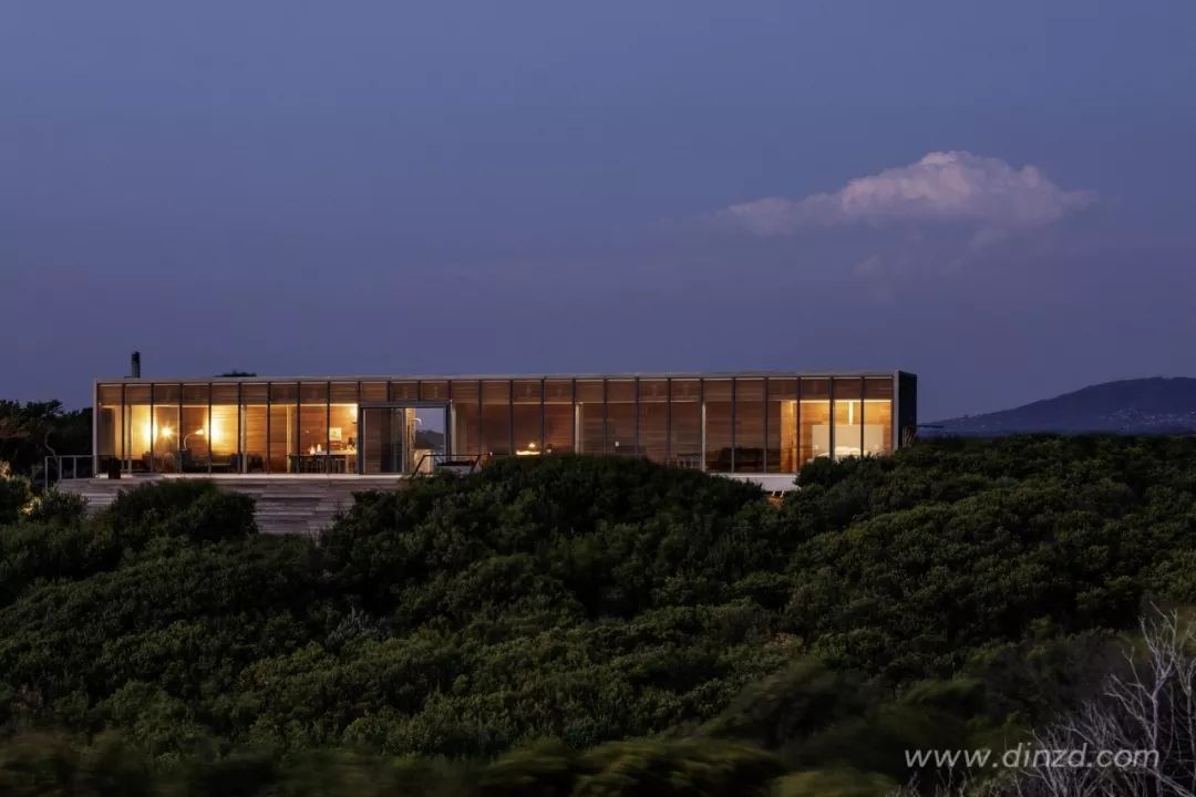 自然与建筑的对话——圣安德鲁斯海滩别墅-31