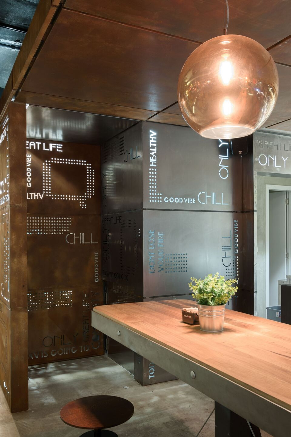 双层空间,美食与时尚的完美结合-16