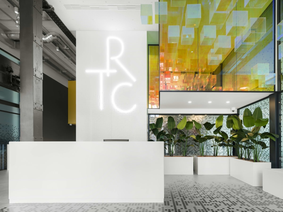 俄罗斯 Raiffeisen TechCenter 办公室丨俄罗斯鄂木斯克丨IND Architects-10